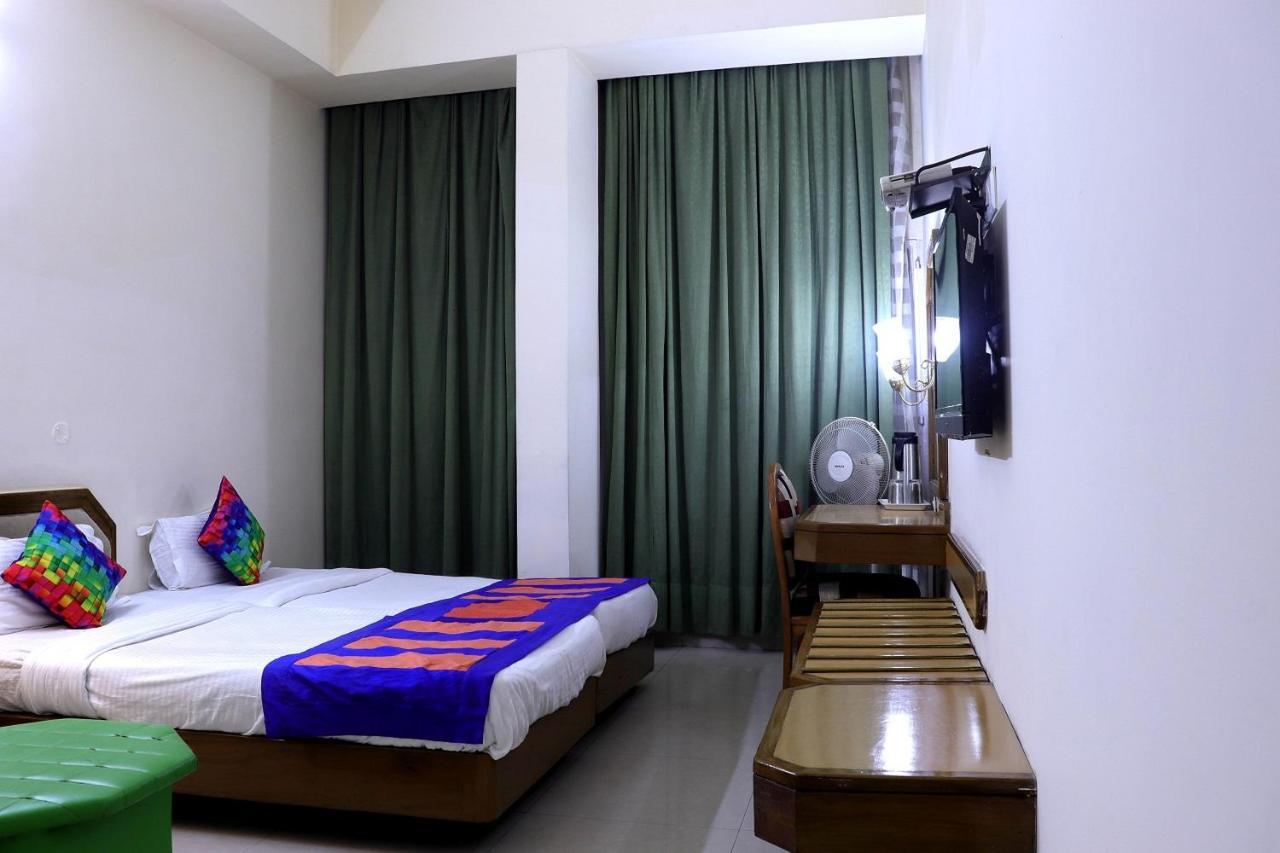 Hotel President Zirakpur Dış mekan fotoğraf