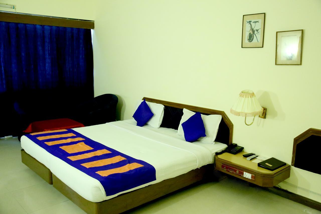 Hotel President Zirakpur Dış mekan fotoğraf