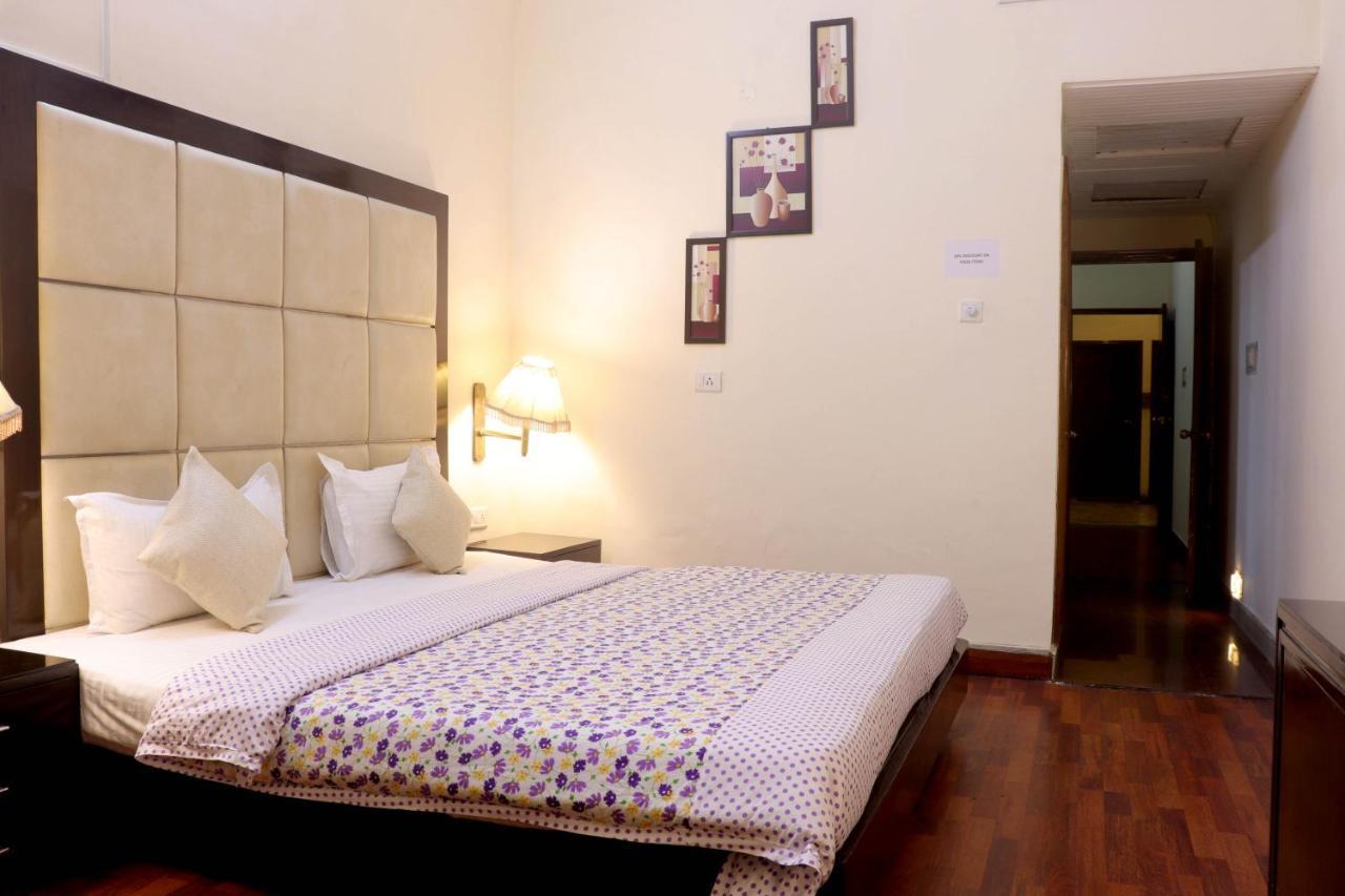 Hotel President Zirakpur Dış mekan fotoğraf